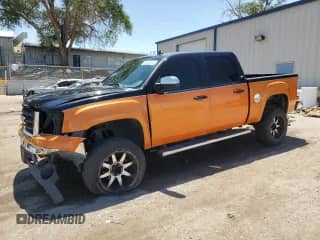 2007 GMC Sierra 1500 SLT with VIN 2GTEC13J771633410, listed as a Copart auction lot 60505515 with 194,627 mi miles and Salvage title. Bid and sale history available at DreamBid. Image 1.