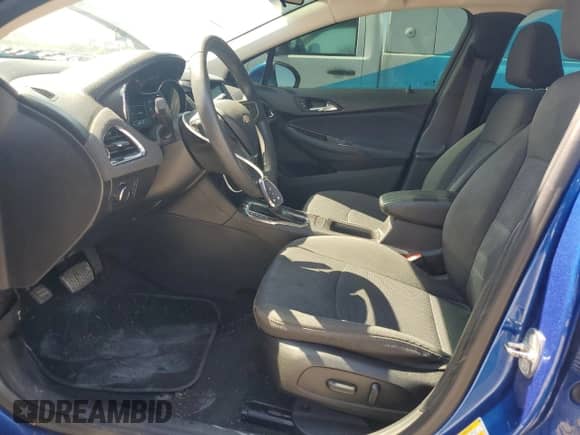 2018 Chevrolet Cruze LT z VIN 1G1BE5SM3J7247196, wystawiony jako Copart lot #71888795 z przebiegiem 88 509 mil mil oraz Szkoda całkowita • Salvage title. Historia ofert i sprzedaży dostępna na DreamBid. Obrazek 7.