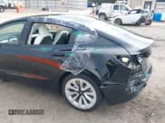 ✅ 2023 Tesla Model 3 • VIN: 5YJ3E1EA1PF424725 • Lot: 43321874. Wystawiony na IAAI z przebiegiem 9 052 mil. Bezpłatny archiwum sprzedaży aukcyjnych z USA i szczegółowy raport historii pojazdu na DreamBid. Zdjęcie 20.