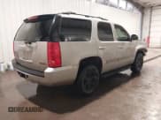 ✅ 2009 GMC Yukon SLT 4SB • VIN: 1GKFK33059R247089 • Lot: 41995681. Listed on IAAI with 209,824 mi. Free auction sales archive from the USA and detailed vehicle history report at DreamBid. Image 4.
