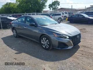 ✅ 2025 Nissan Altima S • VIN: 1N4BL4BV7SN354075 • Lot: 42778571. Listed on IAAI with 9,575 mi. Free auction sales archive from the USA and detailed vehicle history report at DreamBid. Image 1.