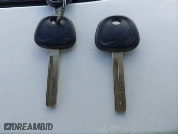 ✅ 2013 Hyundai Veloster w/Black Int • VIN: KMHTC6AD4DU162653 • Lot: 43849738. Wystawiony na IAAI z przebiegiem 178 593 mil. Bezpłatny archiwum sprzedaży aukcyjnych z USA i szczegółowy raport historii pojazdu na DreamBid. Zdjęcie 11.