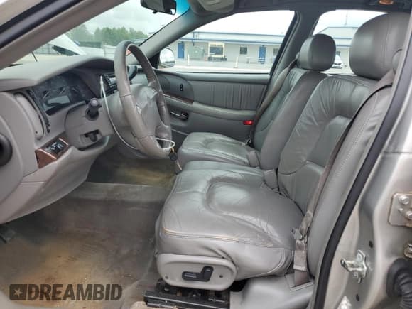 ✅ 2004 Buick Park Avenue • VIN: 1G4CW54KX44157534 • Lot: 59560605. Wystawiony na Copart z przebiegiem 209 594 mil. Bezpłatny archiwum sprzedaży aukcyjnych z USA i szczegółowy raport historii pojazdu na DreamBid. Zdjęcie 7.