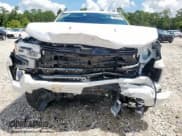 ✅ 2025 Chevrolet Silverado 1500 • VIN: 3GCUKJELXSG260022 • Лот: 62686135. Опубликован ранее на Copart с пробегом 3 987 миль. Бесплатный доступ к архиву аукционных продаж из США и подробный отчёт об истории автомобиля на DreamBid. Изображение 5.