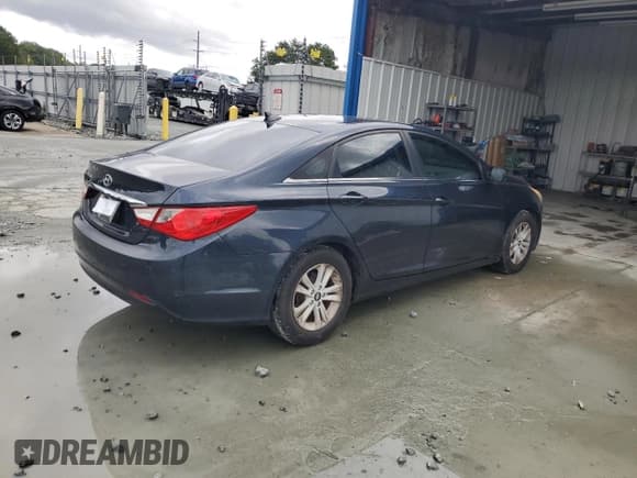 ✅ 2011 Hyundai Sonata GLS • VIN: 5NPEB4AC2BH239202 • Lot: 73046584. Wystawiony na Copart z przebiegiem 134 485 mil. Bezpłatny archiwum sprzedaży aukcyjnych z USA i szczegółowy raport historii pojazdu na DreamBid. Zdjęcie 3.