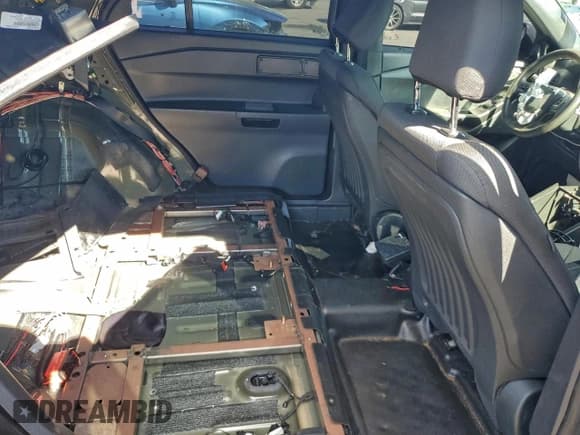 ✅ 2020 Ford Police Interceptor Utility • VIN: 1FM5K8AW4LGD01363 • Lot: 94161075. Listed on Copart with 48,108 mi. Free auction sales archive from the USA and detailed vehicle history report at DreamBid. Image 11.