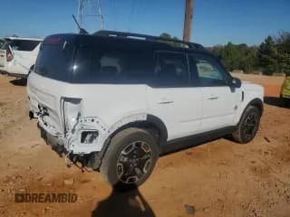 ✅ 2024 Ford Bronco Sport Outer Banks • VIN: 3FMCR9C67RRF40106 • Lot: 82581145. Wystawiony na Copart z przebiegiem 14 271 mil. Bezpłatny archiwum sprzedaży aukcyjnych z USA i szczegółowy raport historii pojazdu na DreamBid. Zdjęcie 3.