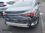 ✅ 2019 Lexus ES 350 • VIN: 58ABZ1B1XKU043495 • Lot: 42448372. Listed on IAAI with Not provided. Free auction sales archive from the USA and detailed vehicle history report at DreamBid. Image 16.