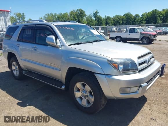 ✅ 2004 Toyota 4Runner Limited • VIN: JTEBT17R040044043 • Lot: 43114845. Wystawiony na IAAI z przebiegiem 186 734 mil. Bezpłatny archiwum sprzedaży aukcyjnych z USA i szczegółowy raport historii pojazdu na DreamBid. Zdjęcie 1.
