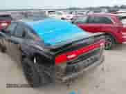 ✅ 2013 Dodge Charger RT • VIN: 2C3CDXCT6DH612970 • Lot: 43328761. Wystawiony na IAAI z przebiegiem 124 816 mil. Bezpłatny archiwum sprzedaży aukcyjnych z USA i szczegółowy raport historii pojazdu na DreamBid. Zdjęcie 17.