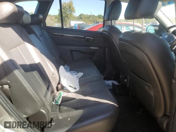 ✅ 2011 Hyundai Santa Fe Limited • VIN: 5XYZK3AB3BG044073 • Lot: 77100334. Listed on Copart with 216,892 mi. Free auction sales archive from the USA and detailed vehicle history report at DreamBid. Image 11.