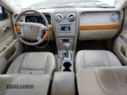 ✅ 2007 Lincoln MKZ • VIN: 3LNHM26T47R649522 • Lot: 90268065. Wystawiony na Copart z przebiegiem 154 531 mil. Bezpłatny archiwum sprzedaży aukcyjnych z USA i szczegółowy raport historii pojazdu na DreamBid. Zdjęcie 8.