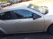 ✅ 2010 Dodge Avenger SXT • VIN: 1B3CC4FB7AN236283 • Лот: 43448189. Опубликован ранее на IAAI с пробегом 248 422 миль. Бесплатный доступ к архиву аукционных продаж из США и подробный отчёт об истории автомобиля на DreamBid. Изображение 13.