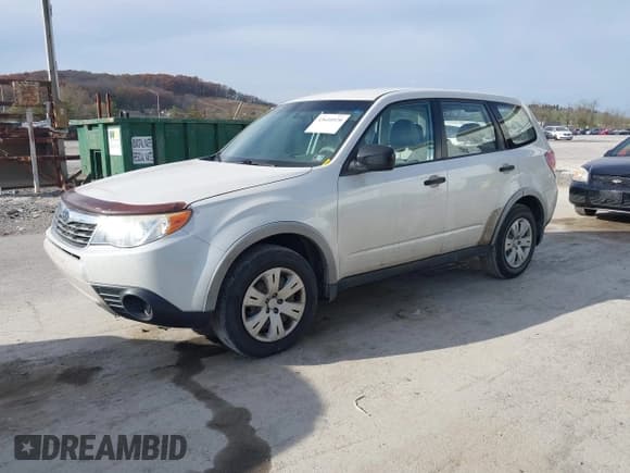 ✅ 2010 Subaru Forester X • VIN: JF2SH6AC3AH715629 • Lot: 43610920. Wystawiony na IAAI z przebiegiem 198 615 mil. Bezpłatny archiwum sprzedaży aukcyjnych z USA i szczegółowy raport historii pojazdu na DreamBid. Zdjęcie 2.