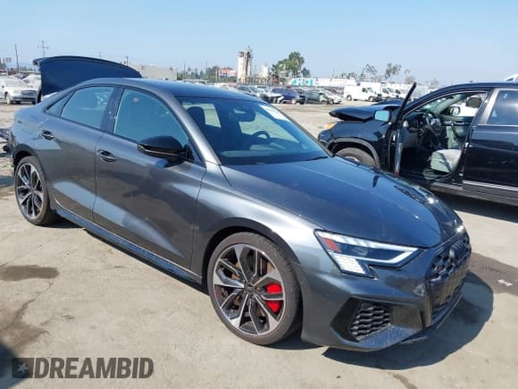 ✅ 2024 Audi S3 Prestige • VIN: WAUJ3DGY3RA089789 • Лот: 42909166. Опубликован ранее на IAAI с пробегом 17 368 миль. Бесплатный доступ к архиву аукционных продаж из США и подробный отчёт об истории автомобиля на DreamBid. Изображение 1.