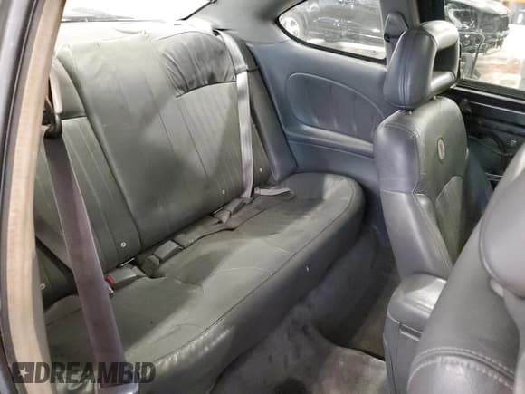 ✅ 2001 Pontiac Grand Am GT1 • VIN: 1G2NV12EX1M641726 • Lot: 56136195. Wystawiony na Copart z przebiegiem 367 596 mil. Bezpłatny archiwum sprzedaży aukcyjnych z USA i szczegółowy raport historii pojazdu na DreamBid. Zdjęcie 10.