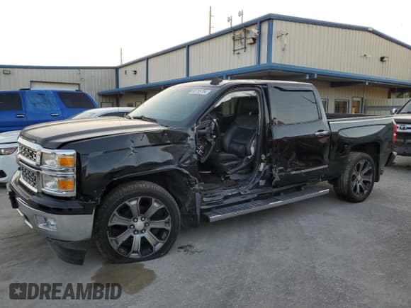 ✅ 2015 Chevrolet Silverado 1500 LTZ • VIN: 3GCPCSEC9FG149693 • Лот: 82759784. Опубликован ранее на Copart с пробегом 132 393 миль. Бесплатный доступ к архиву аукционных продаж из США и подробный отчёт об истории автомобиля на DreamBid. Изображение 1.