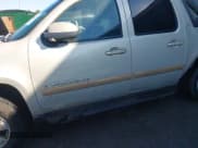 ✅ 2007 Chevrolet Avalanche LS • VIN: 3GNEC12087G164481 • Lot: 43542137. Listed on IAAI with 305,123 mi. Free auction sales archive from the USA and detailed vehicle history report at DreamBid. Image 13.