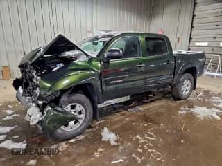 ✅ 2012 Toyota Tacoma • VIN: 3TMLU4EN9CM082521 • Lot: 95432595. Listed on Copart with 144,360 mi. Free auction sales archive from the USA and detailed vehicle history report at DreamBid. Image 1.