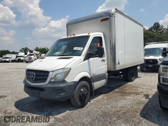 ✅ 2016 Mercedes-Benz Sprinter Chassis • VIN: WDAPF4CC0G9645685 • Лот: 63925165. Опубликован ранее на Copart с пробегом 246 172 миль. Бесплатный доступ к архиву аукционных продаж из США и подробный отчёт об истории автомобиля на DreamBid. Изображение 1.