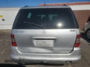 ✅ 2001 Mercedes-Benz M 320/430/500 • VIN: 4JGAB54EX1A250354 • Lot: 82727445. Wystawiony na Copart z przebiegiem 277 076 mil. Bezpłatny archiwum sprzedaży aukcyjnych z USA i szczegółowy raport historii pojazdu na DreamBid. Zdjęcie 6.