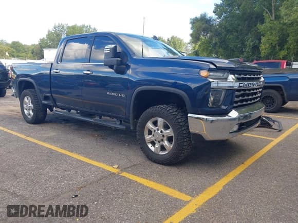 ✅ 2021 Chevrolet Silverado 2500HD LTZ • VIN: 1GC1YPEY5MF156798 • Lot: 43087195. Listed on IAAI with 45,692 mi. Free auction sales archive from the USA and detailed vehicle history report at DreamBid. Image 1.