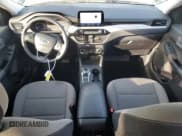 ✅ 2022 Ford Escape SE • VIN: 1FMCU9G60NUB47561 • Lot: 55983425. Listed on Copart with 48,671 mi. Free auction sales archive from the USA and detailed vehicle history report at DreamBid. Image 8.