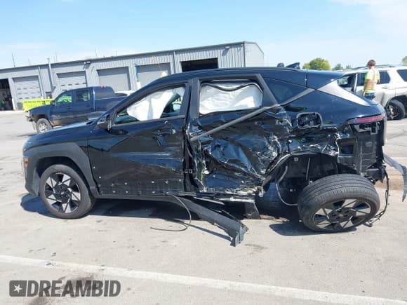 ✅ 2024 Hyundai Kona SEL • VIN: KM8HBCAB1RU121930 • Лот: 43193552. Опубликован ранее на IAAI с пробегом 8 244 миль. Бесплатный доступ к архиву аукционных продаж из США и подробный отчёт об истории автомобиля на DreamBid. Изображение 15.