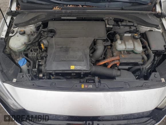 ✅ 2017 Hyundai Ioniq Blue • VIN: KMHC65LC4HU055890 • Lot: 84916004. Wystawiony na Copart z przebiegiem Nie podano. Bezpłatny archiwum sprzedaży aukcyjnych z USA i szczegółowy raport historii pojazdu na DreamBid. Zdjęcie 11.