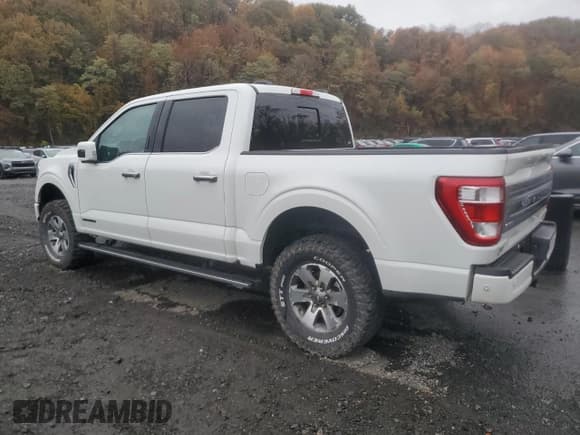 ✅ 2023 Ford F-150 XL • VIN: 1FTFW1ED5PFB87110 • Lot: 90825085. Wystawiony na Copart z przebiegiem 28 717 mil. Bezpłatny archiwum sprzedaży aukcyjnych z USA i szczegółowy raport historii pojazdu na DreamBid. Zdjęcie 2.