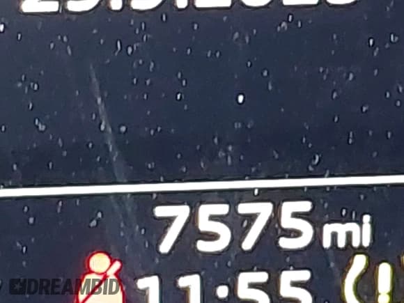 ✅ 2023 Audi SQ8 Premium Plus • VIN: WA1AWBF11PD034802 • Lot: 43318547. Listed on IAAI with 7,575 mi. Free auction sales archive from the USA and detailed vehicle history report at DreamBid. Image 15.