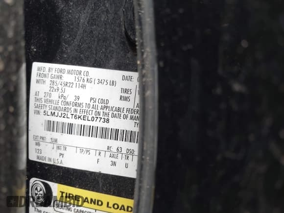 ✅ 2019 Lincoln Navigator Reserve • VIN: 5LMJJ2LT6KEL07738 • Лот: 43240231. Опубликован ранее на IAAI с пробегом 125 710 миль. Бесплатный доступ к архиву аукционных продаж из США и подробный отчёт об истории автомобиля на DreamBid. Изображение 9.