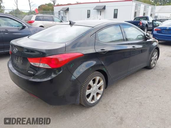 2013 Hyundai Elantra GLS z VIN KMHDH4AE0DU927201, wystawiony jako IAAI lot #43383253 z przebiegiem 117 024 mil mil oraz . Historia ofert i sprzedaży dostępna na DreamBid. Obrazek 4.