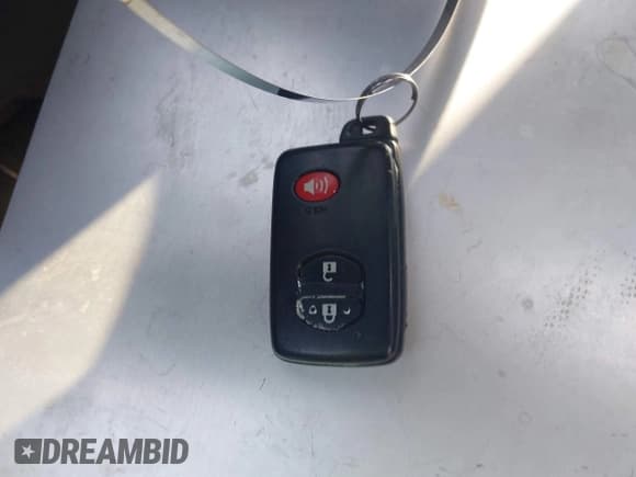 ✅ 2010 Toyota Prius II • VIN: JTDKN3DU9A0133513 • Лот: 43635253. Опубликован ранее на IAAI с пробегом 156 105 миль. Бесплатный доступ к архиву аукционных продаж из США и подробный отчёт об истории автомобиля на DreamBid. Изображение 11.