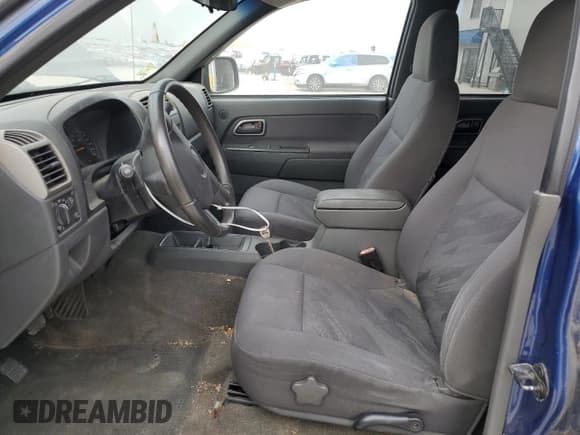 ✅ 2005 Chevrolet Colorado 1SE LS Z71 • VIN: 1GCDT136158182248 • Лот: 91717885. Опубликован ранее на Copart с пробегом 108 137 миль. Бесплатный доступ к архиву аукционных продаж из США и подробный отчёт об истории автомобиля на DreamBid. Изображение 7.