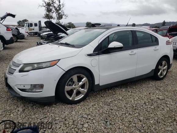 ✅ 2012 Chevrolet Volt • VIN: 1G1RD6E4XCU100400 • Lot: 81330985. Wystawiony na Copart z przebiegiem 74 353 mil. Bezpłatny archiwum sprzedaży aukcyjnych z USA i szczegółowy raport historii pojazdu na DreamBid. Zdjęcie 1.