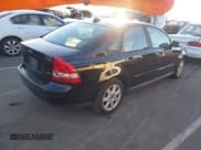 ✅ 2007 Volvo S40 2.4L • VIN: YV1MS382972309073 • Лот: 43913645. Опубликован ранее на IAAI с пробегом 182 572 миль. Бесплатный доступ к архиву аукционных продаж из США и подробный отчёт об истории автомобиля на DreamBid. Изображение 4.