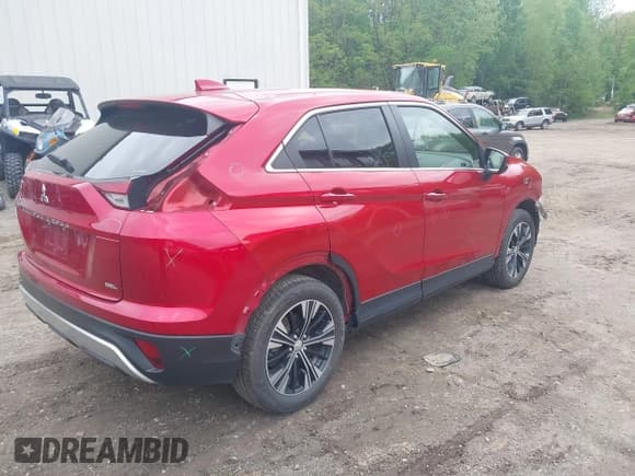 ✅ 2022 Mitsubishi Eclipse Cross SE • VIN: JA4ATWAA8NZ000931 • Lot: 42278344. Wystawiony na IAAI z przebiegiem 90 883 mil. Bezpłatny archiwum sprzedaży aukcyjnych z USA i szczegółowy raport historii pojazdu na DreamBid. Zdjęcie 4.