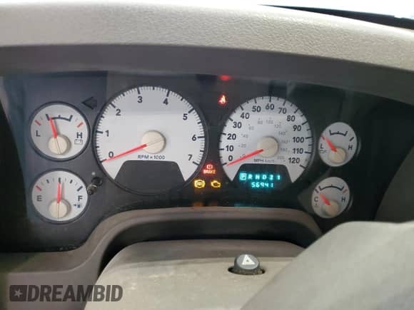 2007 Dodge 1500 SLT z VIN 3D7KS19D67G786509, wystawiony jako Copart lot #84540804 z przebiegiem 56 941 mil mil oraz Szkoda całkowita • Salvage title. Historia ofert i sprzedaży dostępna na DreamBid. Obrazek 9.