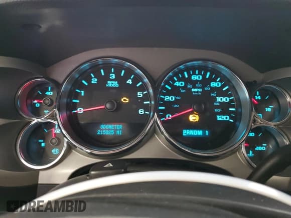 ✅ 2007 Chevrolet Silverado 2500HD 2LT • VIN: 1GCHK23KX7F541179 • Лот: 45429675. Опубликован ранее на Copart с пробегом 215 025 миль. Бесплатный доступ к архиву аукционных продаж из США и подробный отчёт об истории автомобиля на DreamBid. Изображение 9.