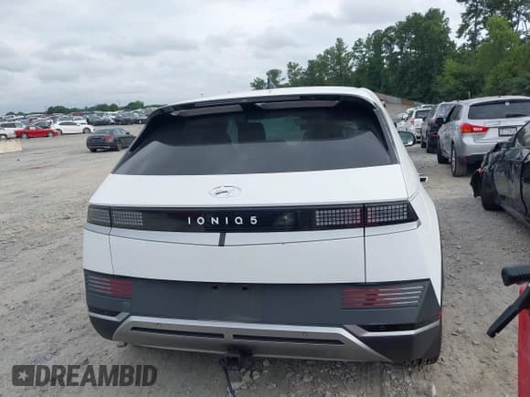 ✅ 2023 Hyundai Ioniq 5 SEL • VIN: KM8KN4AE6PU154741 • Lot: 42787595. Listed on IAAI with 38,829 mi. Free auction sales archive from the USA and detailed vehicle history report at DreamBid. Image 16.