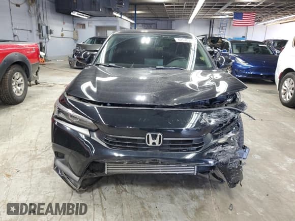 ✅ 2024 Honda Civic EX • VIN: 2HGFE1F79RH310681 • Лот: 82126355. Опубликован ранее на Copart с пробегом 13 317 миль. Бесплатный доступ к архиву аукционных продаж из США и подробный отчёт об истории автомобиля на DreamBid. Изображение 5.