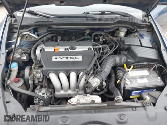 ✅ 2003 Honda Accord EX • VIN: 1HGCM72673A036084 • Lot: 43797565. Listed on IAAI with 221,179 mi. Free auction sales archive from the USA and detailed vehicle history report at DreamBid. Image 10.