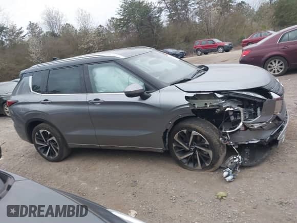 2023 Mitsubishi Outlander SEL с VIN JA4J3VA88PZ029419, выставлен на аукционе IAAI как лот 41705239 с пробегом 27 604 миль миль и . История ставок и продаж доступна на DreamBid. Изображение 13.