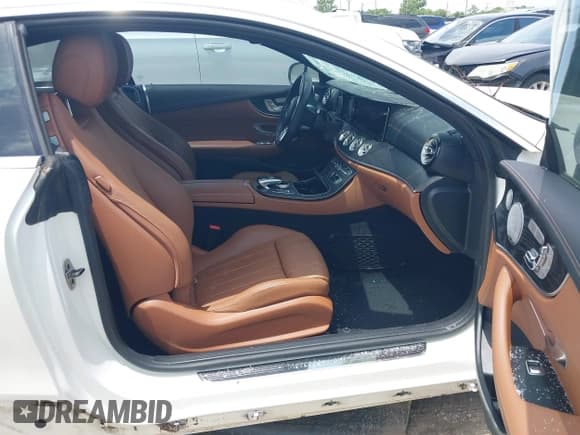 ✅ 2019 Mercedes-Benz E 450 • VIN: WDD1J6HB0KF075748 • Lot: 42503950. Listed on IAAI with 103,444 mi. Free auction sales archive from the USA and detailed vehicle history report at DreamBid. Image 5.