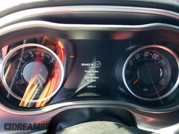 ✅ 2020 Dodge Challenger SXT • VIN: 2C3CDZAG2LH211125 • Lot: 44526233. Wystawiony na Copart z przebiegiem 23 482 mil. Bezpłatny archiwum sprzedaży aukcyjnych z USA i szczegółowy raport historii pojazdu na DreamBid. Zdjęcie 9.