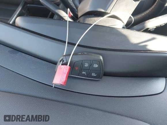 ✅ 2024 Chevrolet Traverse AWD Z71 • VIN: 1GNEVJKS8RJ215829 • Lot: 43407737. Wystawiony na IAAI z przebiegiem 18 354 mil. Bezpłatny archiwum sprzedaży aukcyjnych z USA i szczegółowy raport historii pojazdu na DreamBid. Zdjęcie 11.