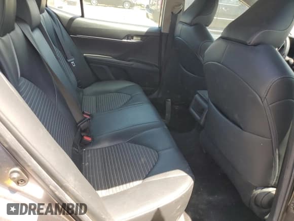 ✅ 2019 Toyota Camry LE • VIN: 4T1B11HK4KU197568 • Лот: 63479315. Опубликован ранее на Copart с пробегом 72 711 миль. Бесплатный доступ к архиву аукционных продаж из США и подробный отчёт об истории автомобиля на DreamBid. Изображение 10.