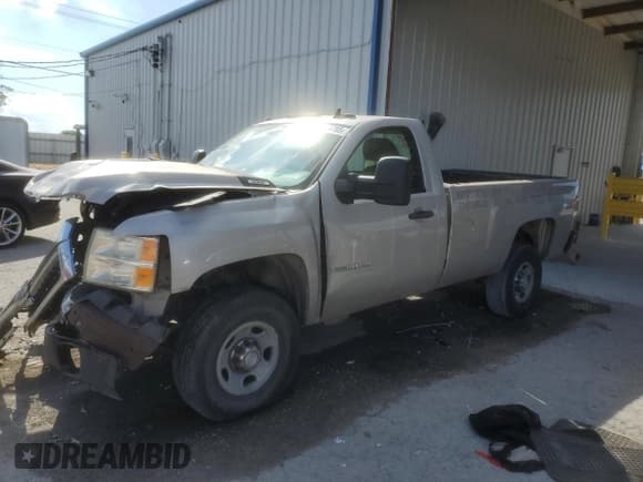 ✅ 2007 Chevrolet Silverado 2500HD Work Truck • VIN: 1GCHC24K07E572023 • Lot: 92369785. Listed on Copart with Not provided. Free auction sales archive from the USA and detailed vehicle history report at DreamBid. Image 1.