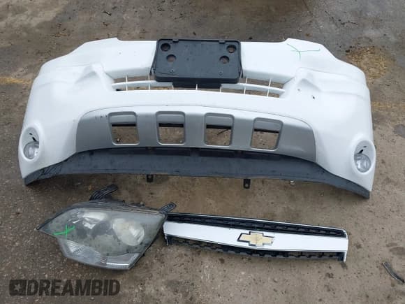 ✅ 2015 Chevrolet Captiva Sport LT • VIN: 3GNAL3EK7FS531034 • Lot: 42340951. Wystawiony na IAAI z przebiegiem 111 126 mil. Bezpłatny archiwum sprzedaży aukcyjnych z USA i szczegółowy raport historii pojazdu na DreamBid. Zdjęcie 12.